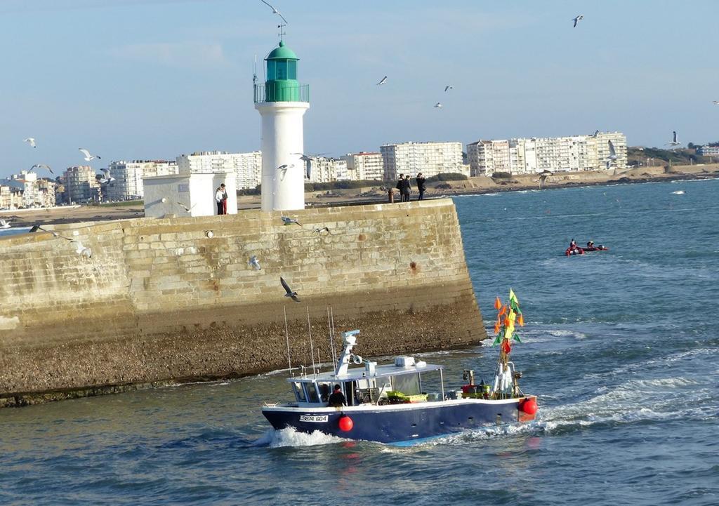 Hotel Du Commerce Les Sables-dʼOlonne Buitenkant foto